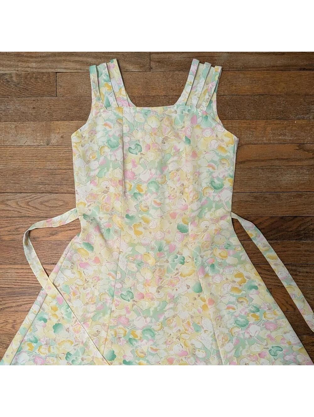 1970s Pastel Romantic Watercolor Floral Strappy Sundress Midi -Small